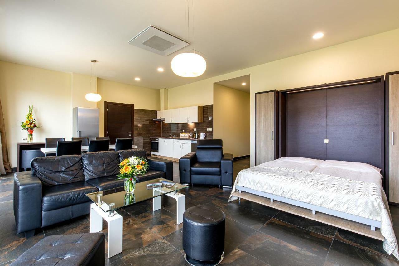 Rezidence Fontana Apartment